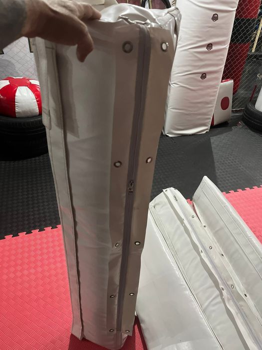 Ъгли възглавнициза боксов ринг