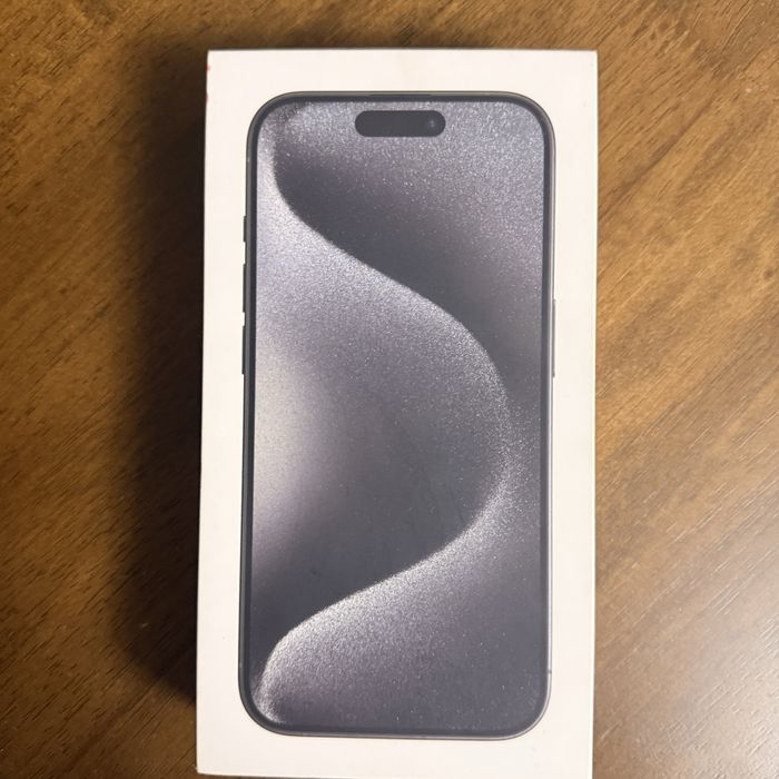 iPhone 15 Pro 256 GB – Doar desigilat, stare impecabilă