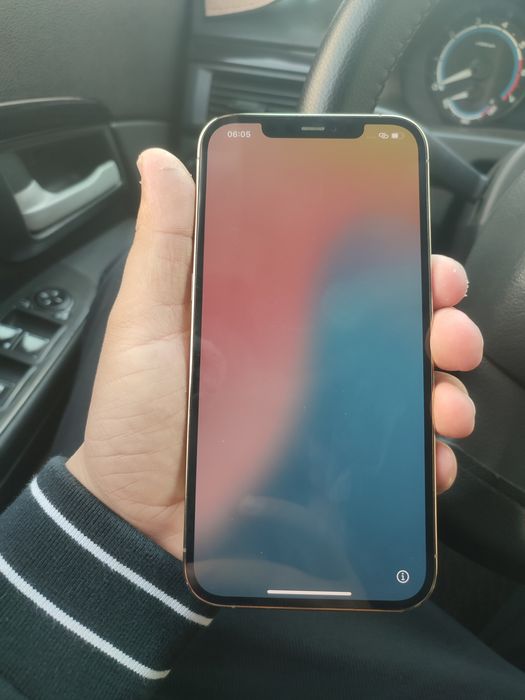 iPhone 12pro max заблокированный