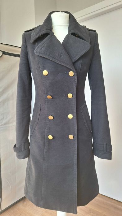 Тренчкот Манго Черен велур