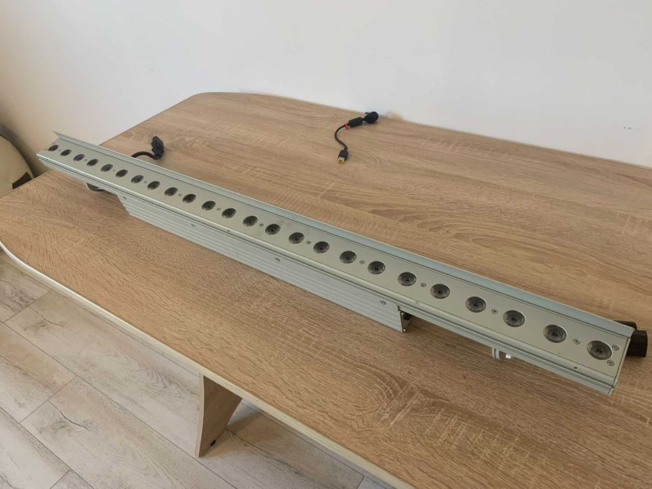 Proiector scenă Led Briteq LDP-COLORSTRIP 24FC