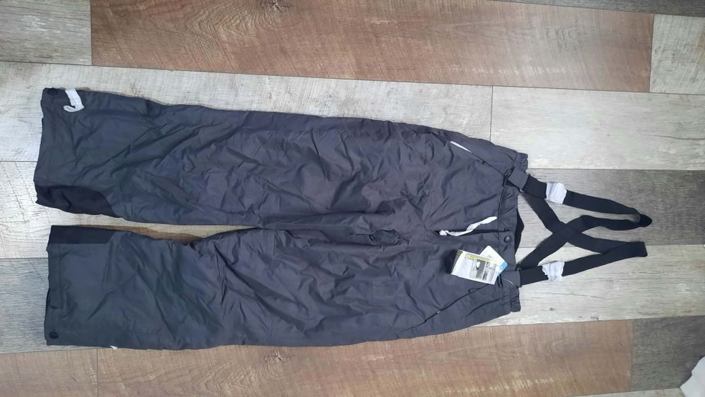 Pantaloni schi noi
