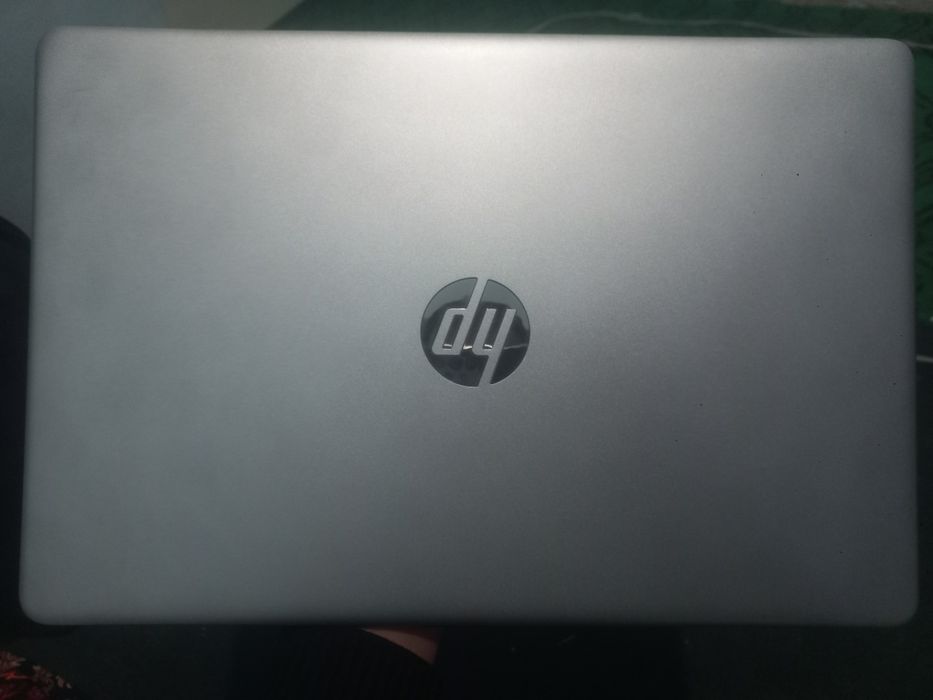 Hp cori 3, 8/256, 12 pakalemiya