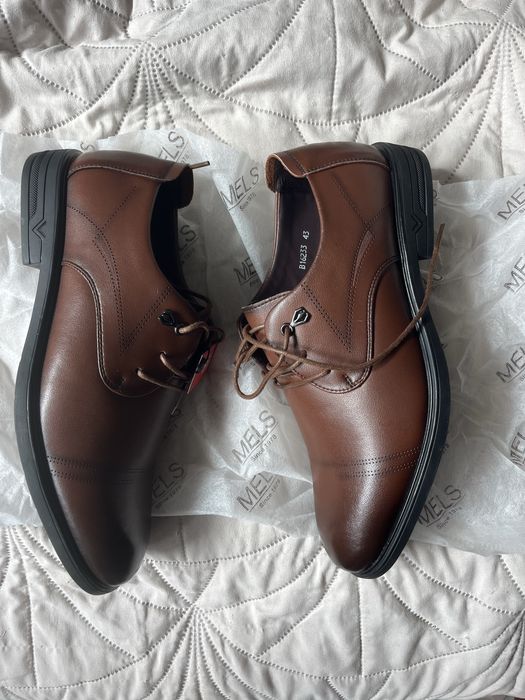 Vand pantofi piele naturala marimea 43