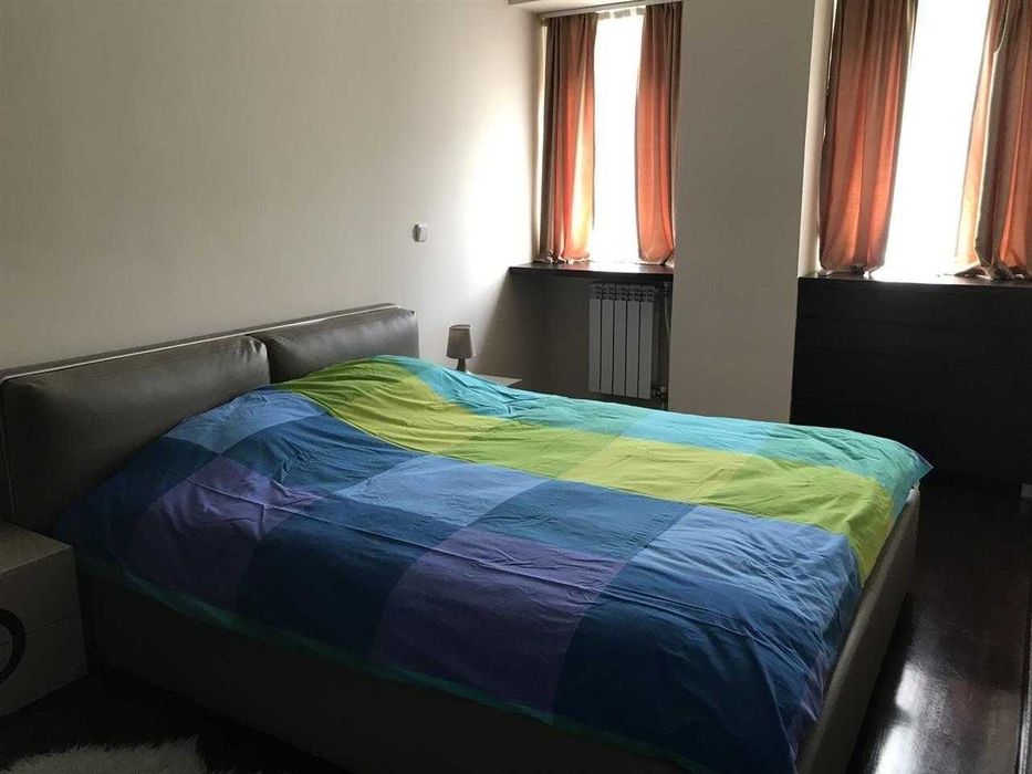 Тристаен имот в кв.Сухата река