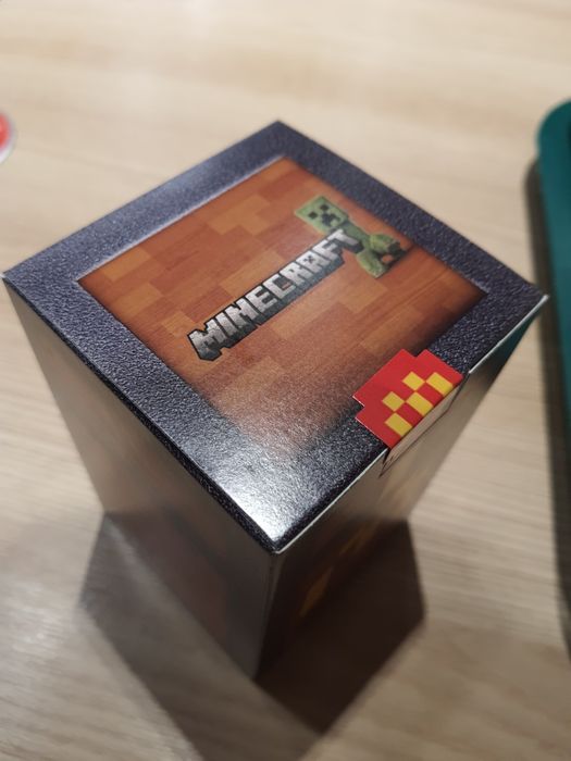 McDonald's jucărie și cod joc -  Minecraft Movie edition