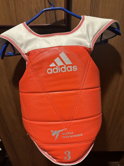 Протектор для тхэквондо adidas(размер 3)