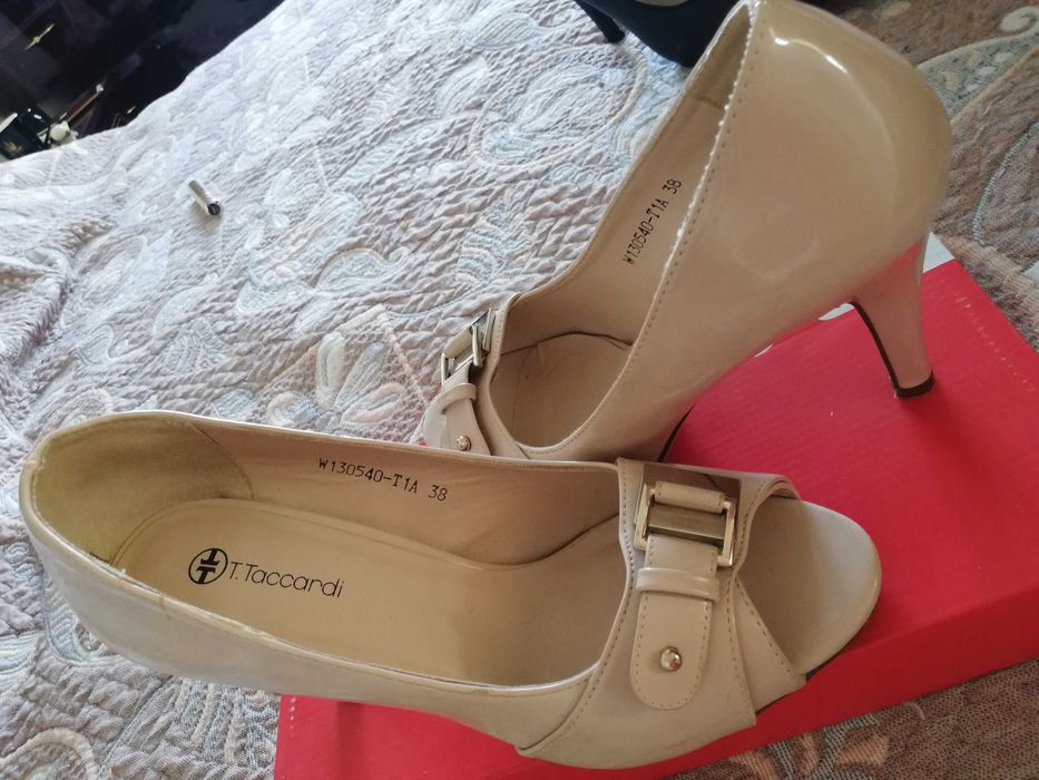 Туфли 4000 тенге