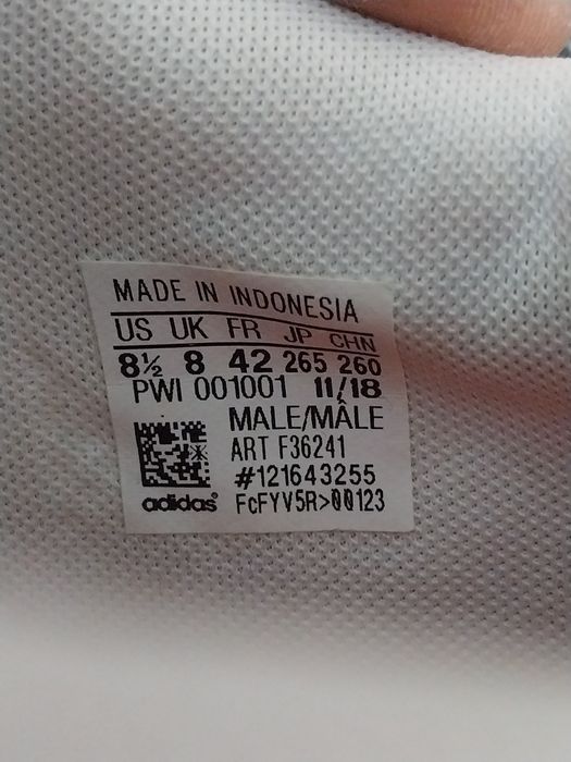 Adidasi originali Adidas Nr.42.