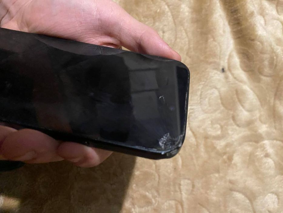 Iphone 15 черный матовый