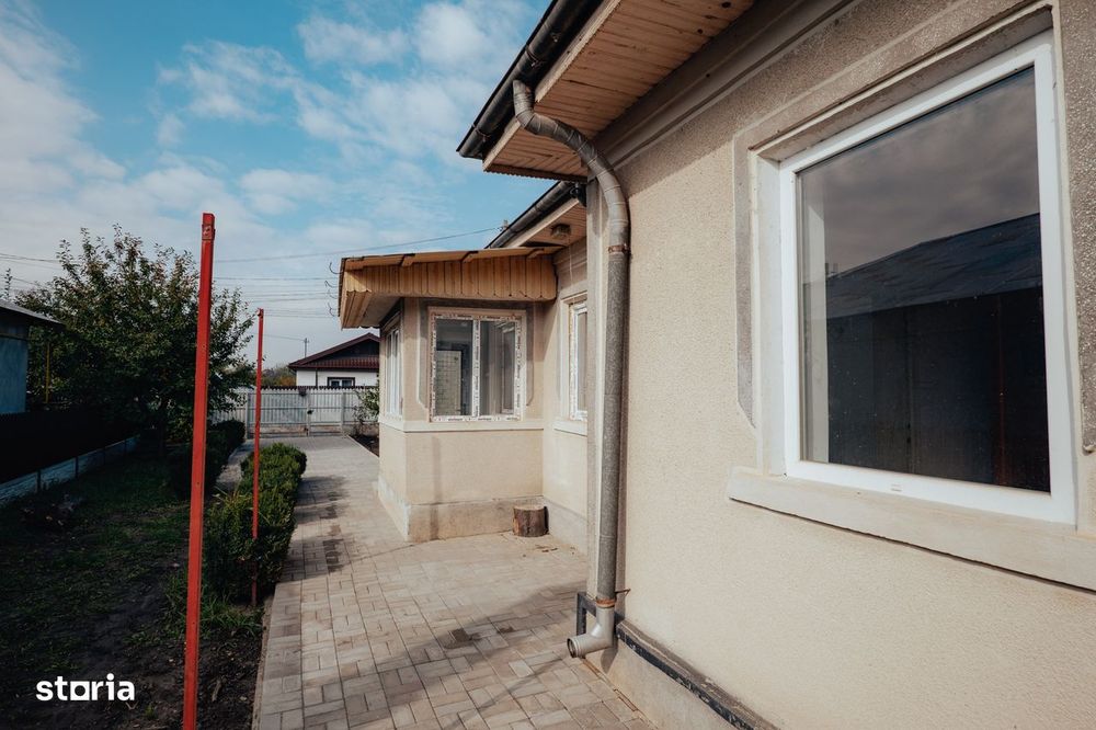 Casa renovata cu teren generos 1186 mp, inconjurata de padure