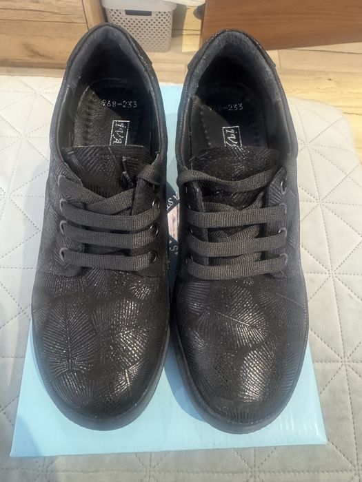 Нови дамски  обувки