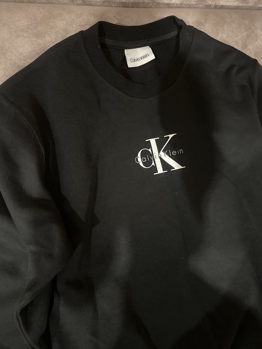 Calvin klein свитшот