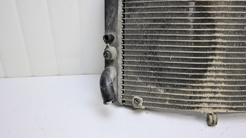 Radiator Apa Honda CBR600F F4 PC35 1999 - 2000