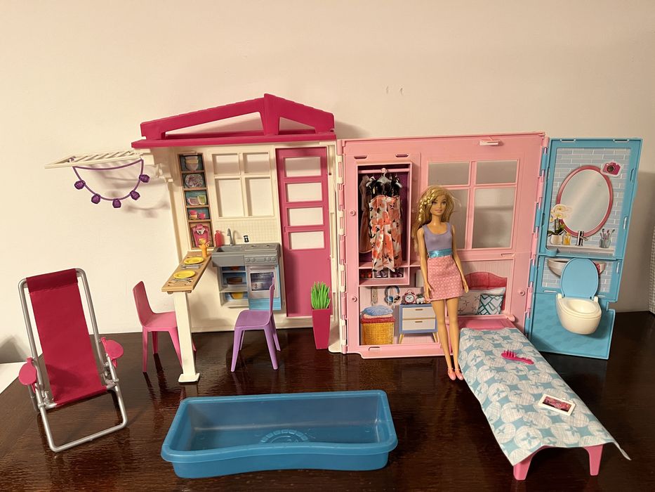 Casa lui Barbie, Close and Go, 3+