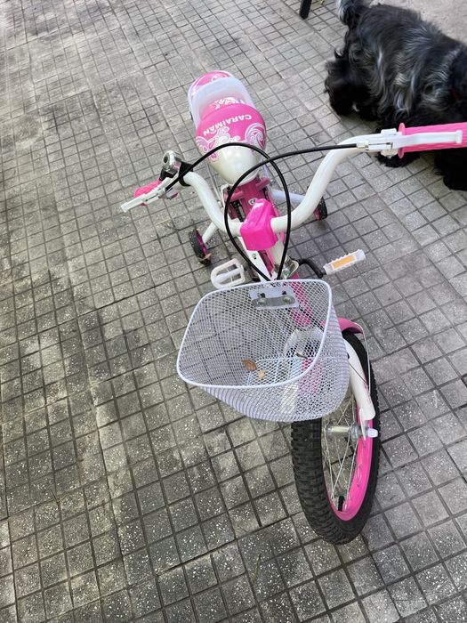 Vand bicicleta pentru fete