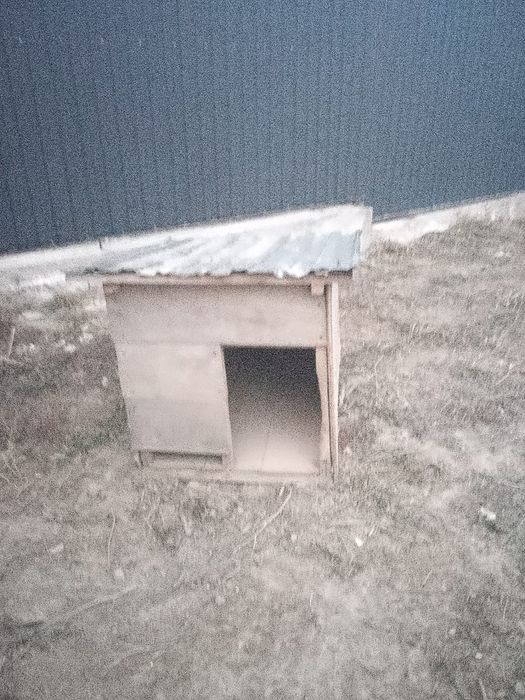 Продам будку для собаки