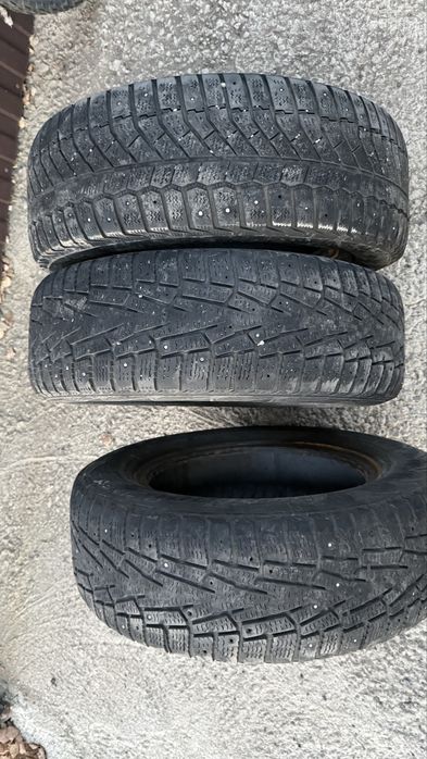 Продам шины зимнии