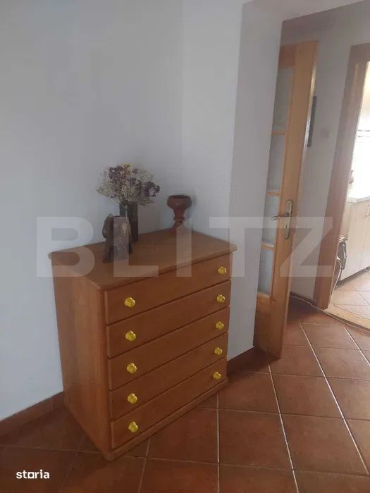 Apartament 4 camere, 90 mp, zona Pacurari