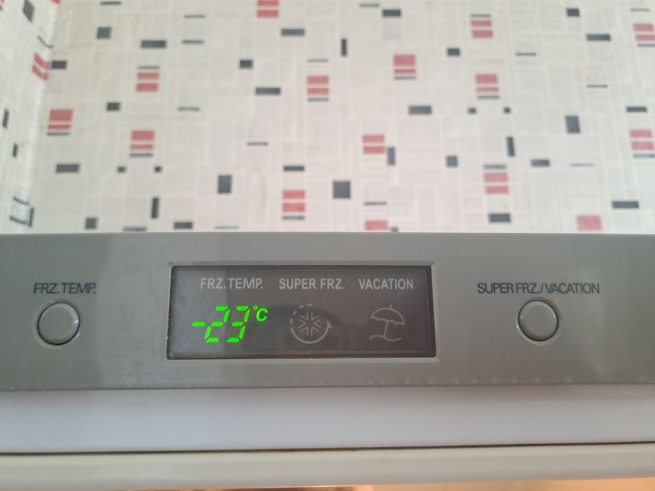 Продам холодильник 50тыс