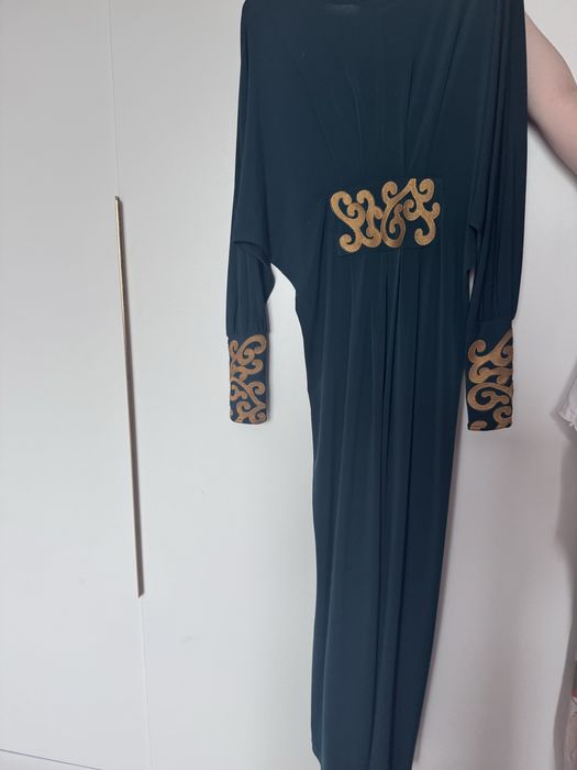 Продается стильные платья