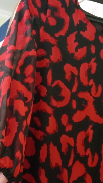 Продам платье . Размер 50 .