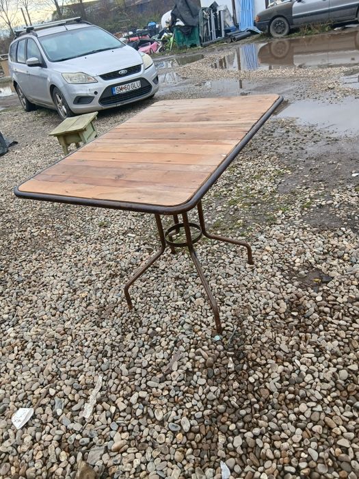 Mobilier vechi lemn masiv 300 lei