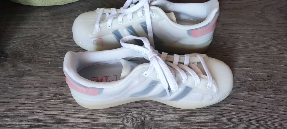 Маратонки Adidas Super Hero SHELL ЧИСТО НОВИ!
