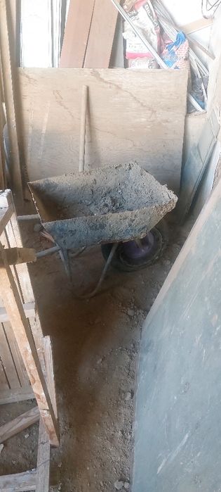 Arava sotiladi balonini tuzatish kerak