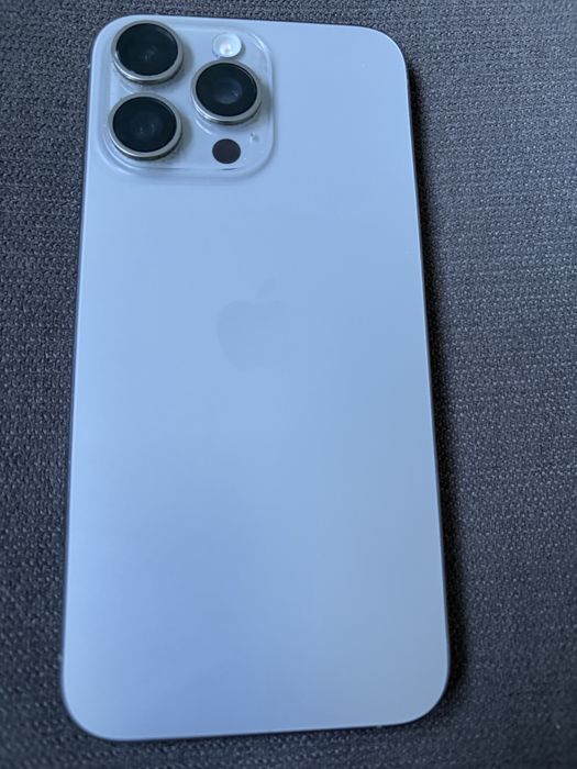 Iphoni 15 pro max 256 GB