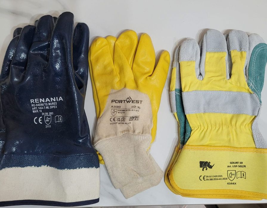 Mănuși de lucru culori diferite