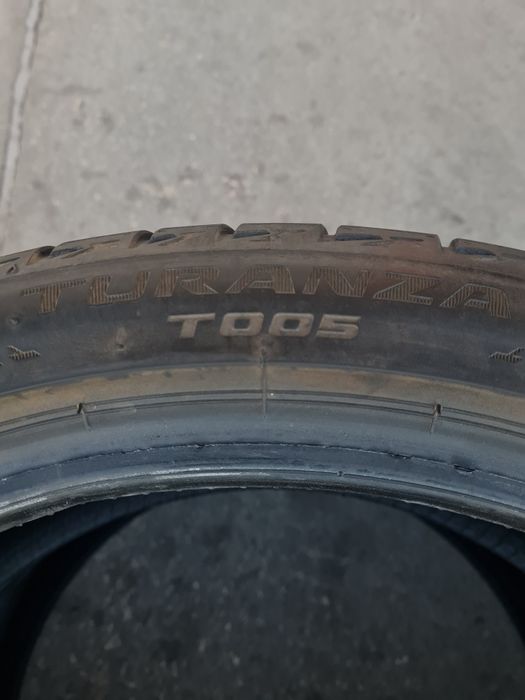 Летни гуми 2 BRIDGESTONE Turanza T005 225 40 R19 дот 0922