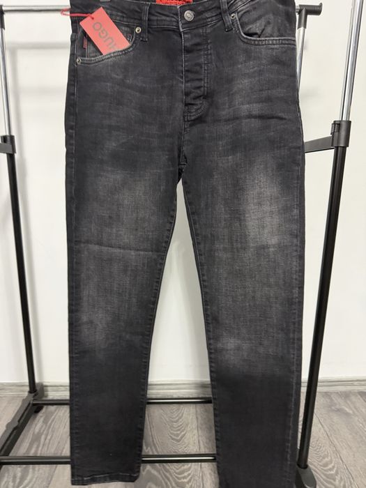 Blugi barbati dsquared2 calitate superioara