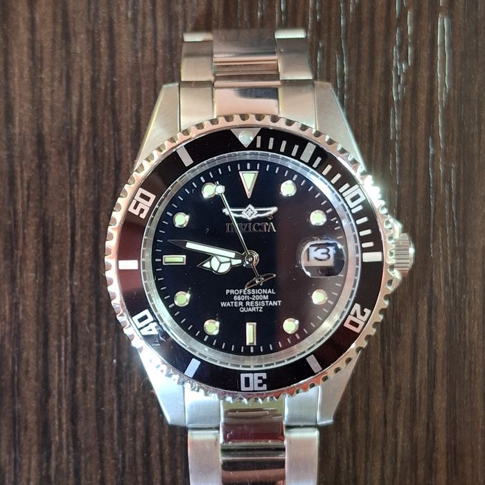 Мъжки часовник INVICTA кварцов