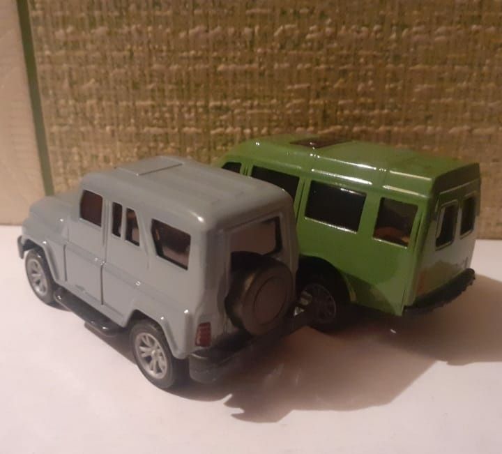 Машинки  Уаз и Газель