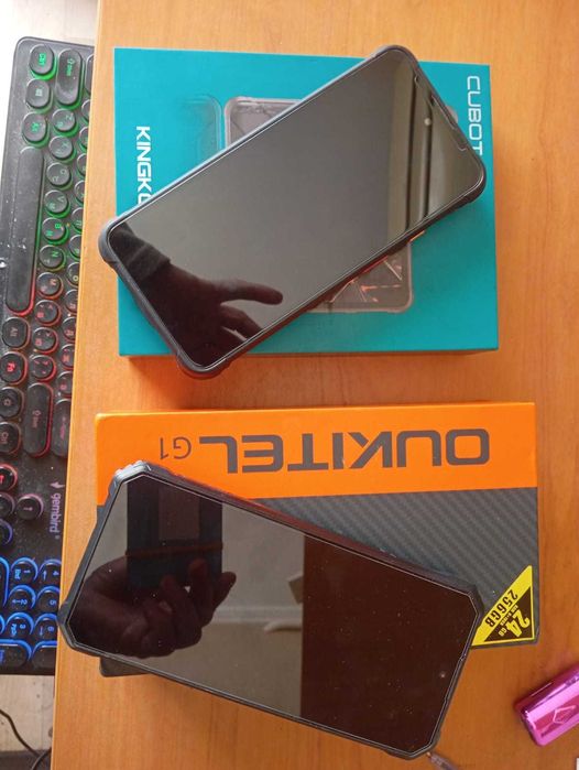 Срочно продаю телефоны..