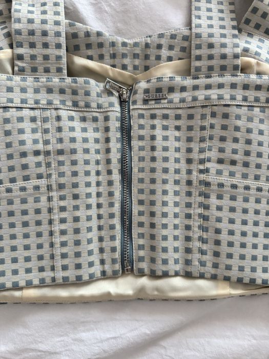 Късо бюстие Guess