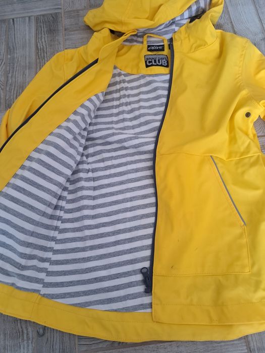 Детски дъждобран и елек