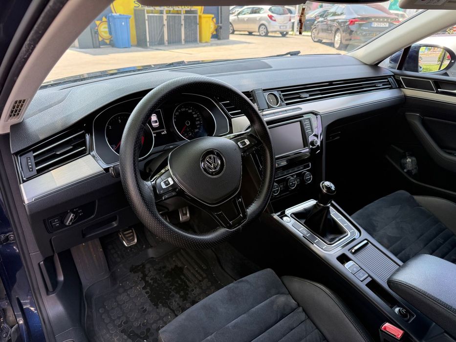 Volkswagen Passat Volkswagen Passat B8 Highline 1.6 TDI BlueMotion