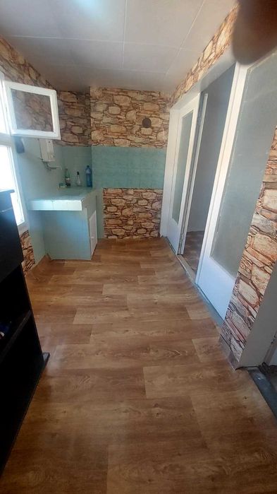 Агенция за недвижими имоти „МИРА“ предлага под наем КЪЩА в гр. Хасково, кв. Македонски