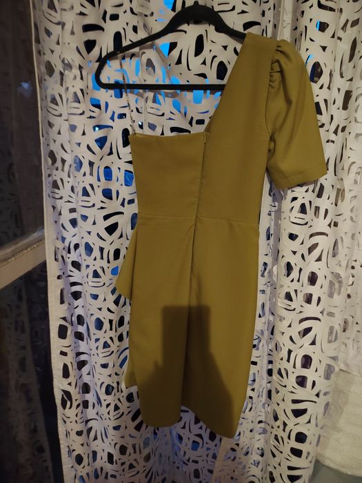 Рокля размер-XS, използвана.