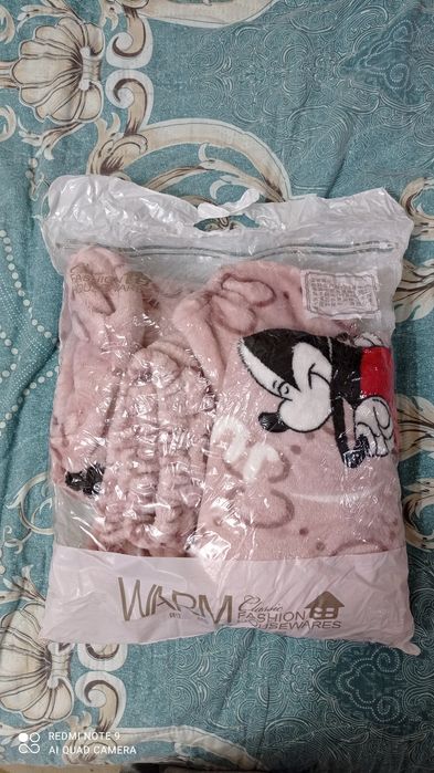 Плюшевый костюм новый 46-48 размер