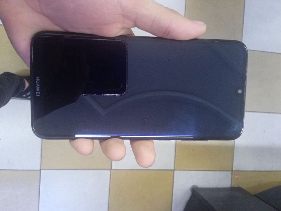 Huawei Y7 2019 yil