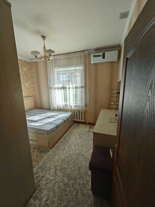 Продается СВОЯ квартира 4/5/9 в Юнусабаде на против ресторана ШОХСАРОЙ