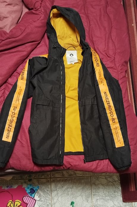 Вълнена и шушлякова парка,Яке за  дъжд J&J CORE