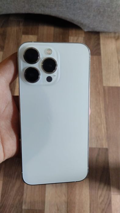 Продам Iphone 13 pro