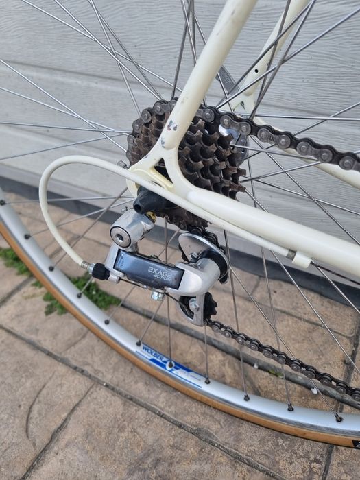 Cursiera 1988 Giant Peloton , echipare Shimano Exage