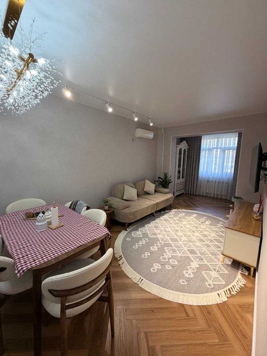 Продам 4 комнатную квартиру Массив Феруза №М202