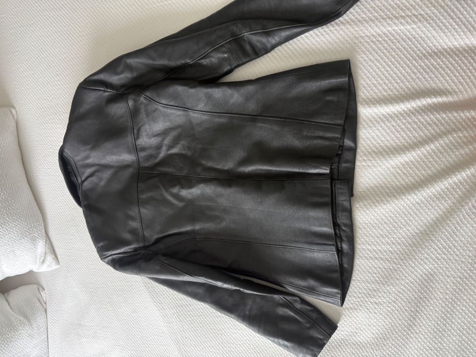 Дамско кожено яке