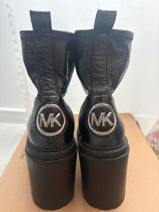 Боти Michael Kors, 38 номер, намалени